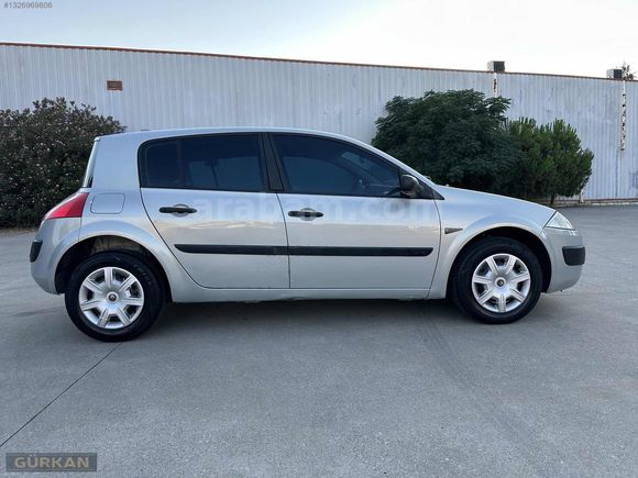 2004 MODEL 279 BİNDE DEĞİŞENSİZ TRAMERSİZ 1.4 RENAULT MEGANE.