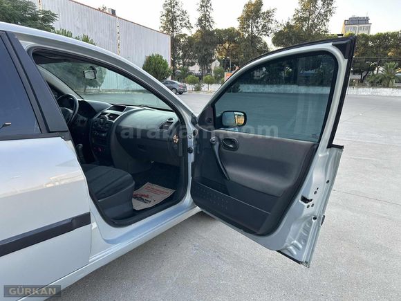 2004 MODEL 279 BİNDE DEĞİŞENSİZ TRAMERSİZ 1.4 RENAULT MEGANE.
