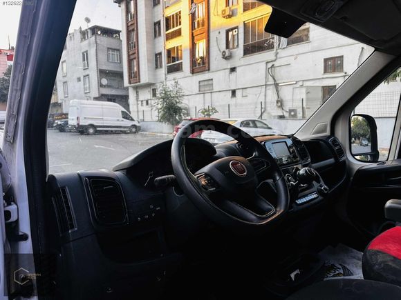 2022 ÇIKIŞLI 156 BİN KM DE ORJİNAL