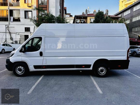 2022 ÇIKIŞLI 156 BİN KM DE ORJİNAL