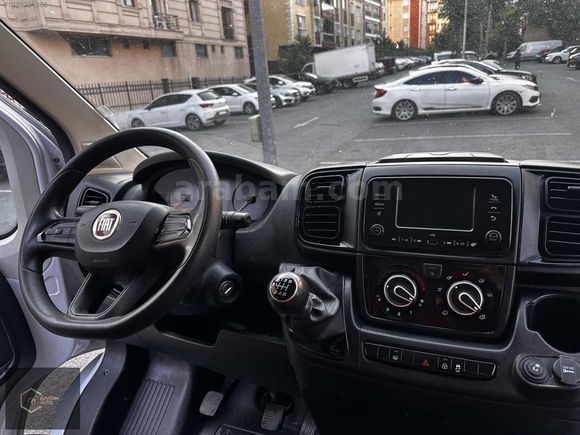 2022 ÇIKIŞLI 156 BİN KM DE ORJİNAL
