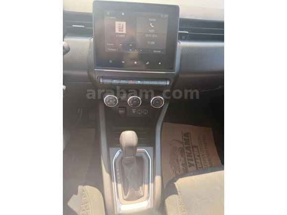 Galeriden Renault Clio 1.0 TCe Touch 2022 Model Muğla
