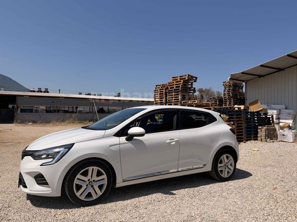 Galeriden Renault Clio 1.0 TCe Touch 2022 Model Muğla
