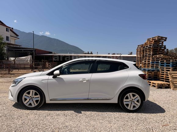 Galeriden Renault Clio 1.0 TCe Touch 2022 Model Muğla