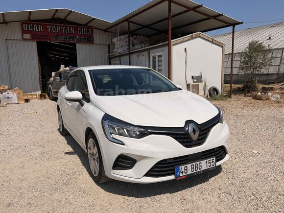 Galeriden Renault Clio 1.0 TCe Touch 2022 Model Muğla