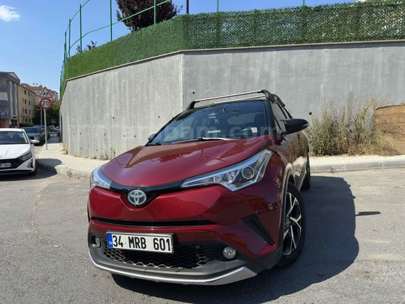 Sahibinden Toyota C-HR 1.8 Hybrid Dynamic 2018 Model 