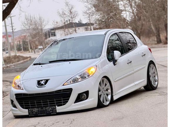 Sahibinden Peugeot 207 1.4 HDi Active 2012 Model 