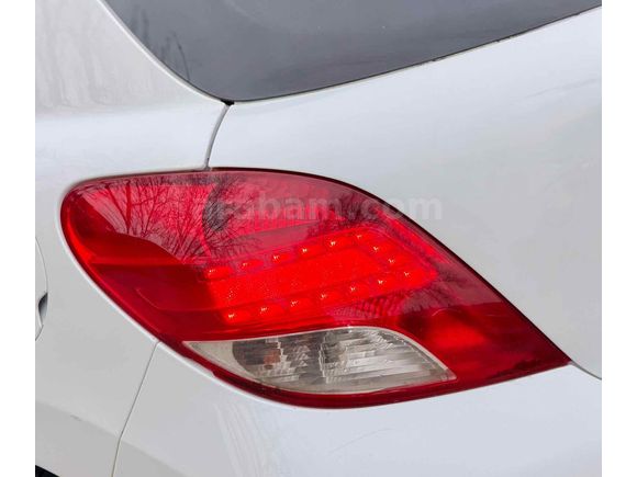 Sahibinden Peugeot 207 1.4 HDi Active 2012 Model 