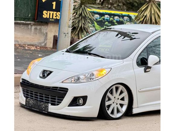 Sahibinden Peugeot 207 1.4 HDi Active 2012 Model 