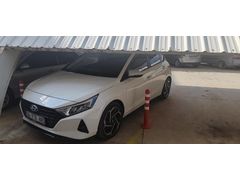 Sahibinden Hyundai i20 1.4 MPI Style Plus 2022 Model Afyonkarahisar 35.000 km Beyaz