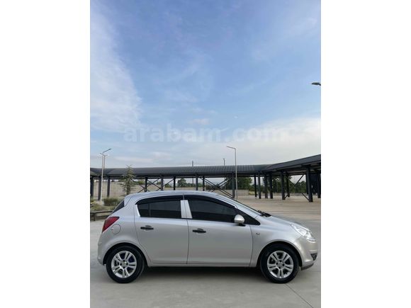 Sahibinden Opel Corsa 1.3 CDTI Essentia 2010 Model 