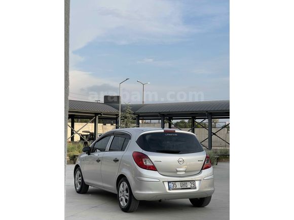 Sahibinden Opel Corsa 1.3 CDTI Essentia 2010 Model 