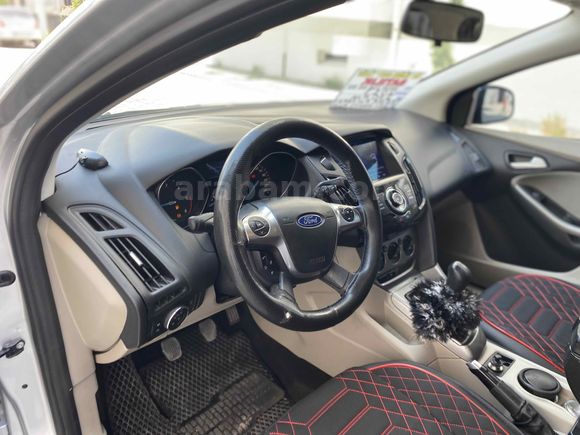 Galeriden Ford Focus 1.6 TDCi Trend X 2013 Model Van