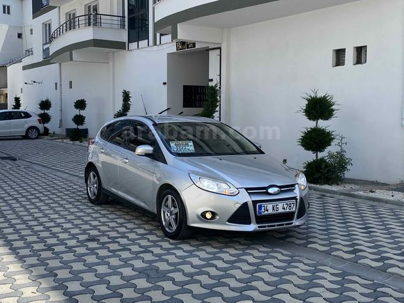 Galeriden Ford Focus 1.6 TDCi Trend X 2013 Model Van