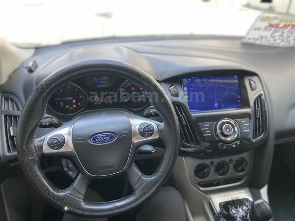 Galeriden Ford Focus 1.6 TDCi Trend X 2013 Model Van