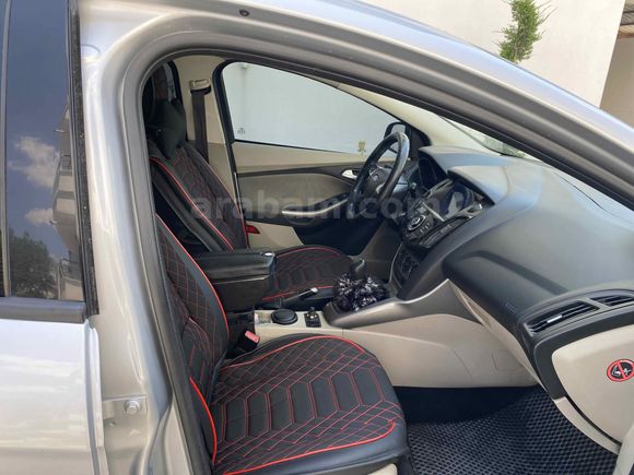 Galeriden Ford Focus 1.6 TDCi Trend X 2013 Model Van