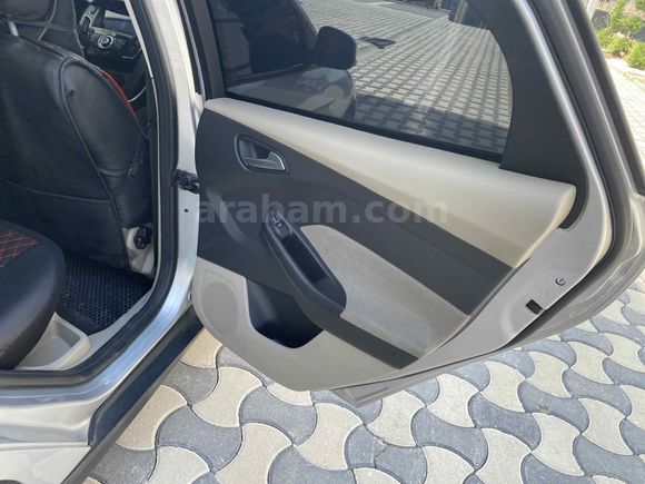 Galeriden Ford Focus 1.6 TDCi Trend X 2013 Model Van