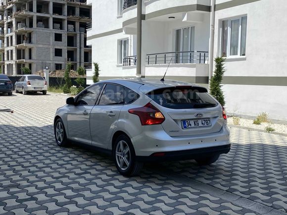 Galeriden Ford Focus 1.6 TDCi Trend X 2013 Model Van