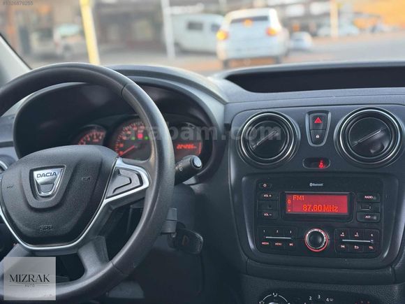 2021 MODEL DACİA DOKKER CAMLIVAN 5 KAPI