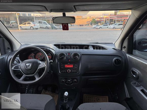 2021 MODEL DACİA DOKKER CAMLIVAN 5 KAPI