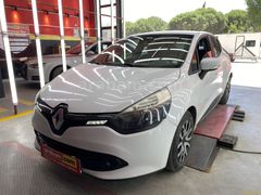 Galeriden Renault Clio 1.5 dCi Joy 2015 Model Bursa 137.123 km Beyaz