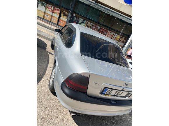 Sahibinden Opel Vectra 2.0 CD 1996 Model 