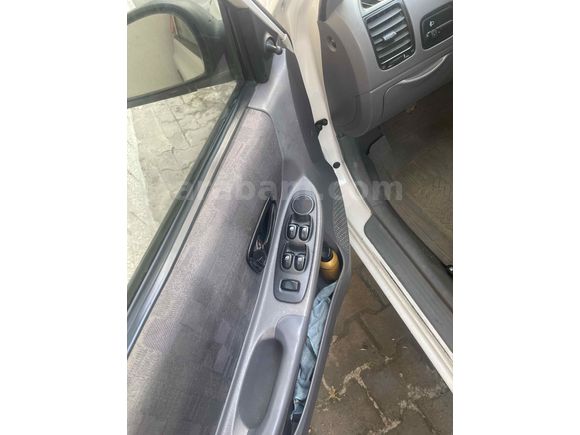 Sahibinden Hyundai Accent 1.3 Admire 2004 Model 