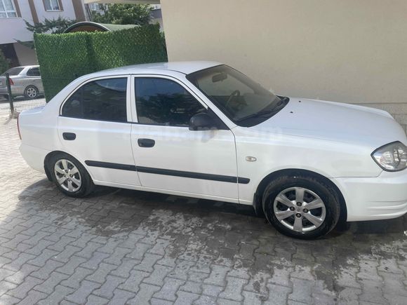 Sahibinden Hyundai Accent 1.3 Admire 2004 Model 