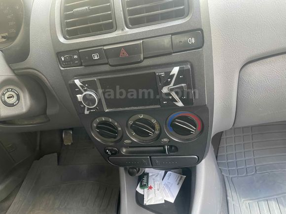 Sahibinden Hyundai Accent 1.3 Admire 2004 Model 