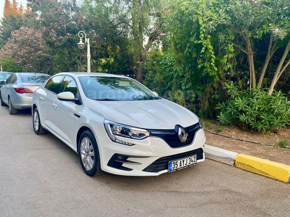 Sahibinden Renault Megane 1.3 TCe Joy 2021 Model