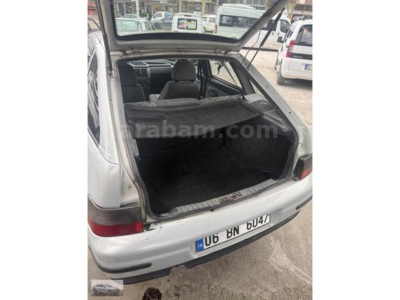 Galeriden Lada Vega 1.6 2005 Model Sakarya 250.000 km Gri