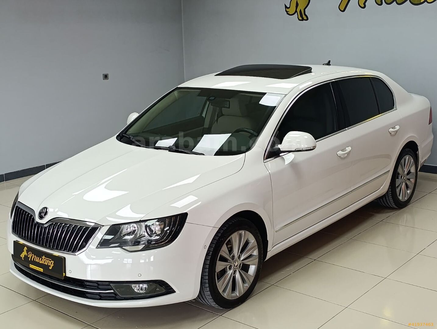 Galeriden Skoda SuperB 1.6 TDI Prestige 2014 Model Yozgat 213.000 km Beyaz 3