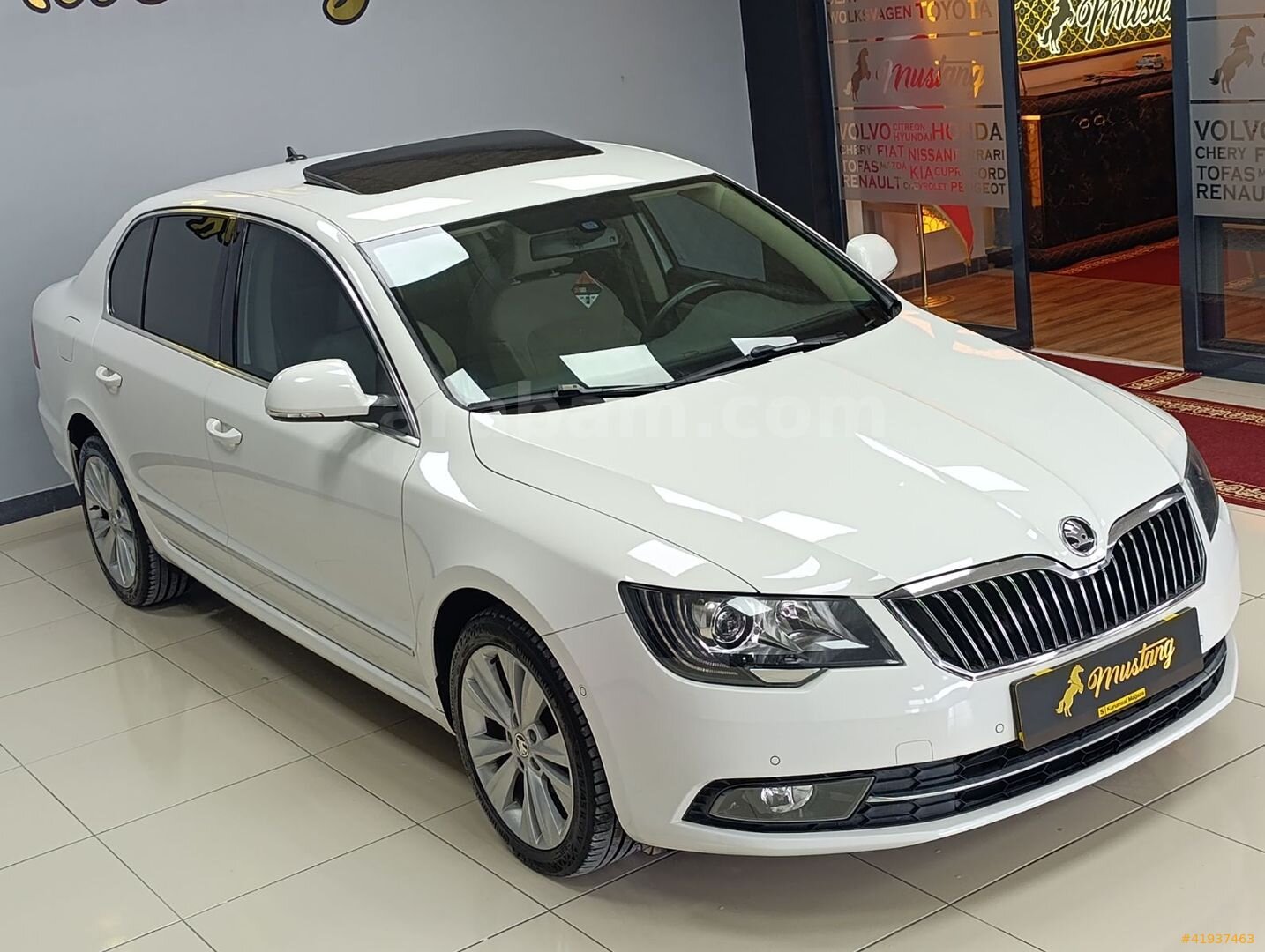 Galeriden Skoda SuperB 1.6 TDI Prestige 2014 Model Yozgat 213.000 km Beyaz 1