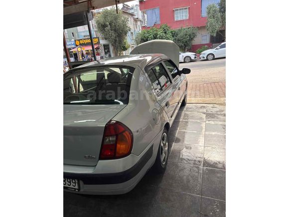 Sahibinden Renault Clio 1.4 Authentique 2005 Model 