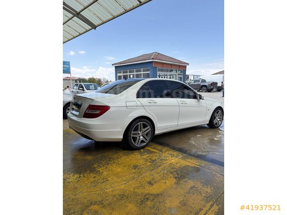 --MODA-- 2011 MODEL C-180 7G-Tronic 156 hp