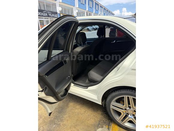 --MODA-- 2011 MODEL C-180 7G-Tronic 156 hp