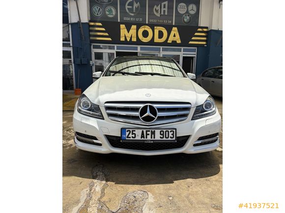 --MODA-- 2011 MODEL C-180 7G-Tronic 156 hp
