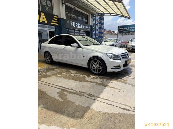 --MODA-- 2011 MODEL C-180 7G-Tronic 156 hp