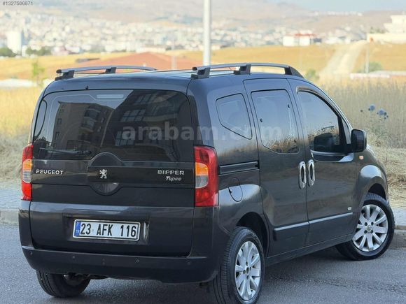 UZMAN AUTO DAN 2013 MODEL KM 190 BİN DE TEMİZ AİLE ARACI