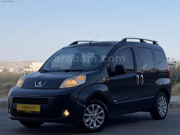 UZMAN AUTO DAN 2013 MODEL KM 190 BİN DE TEMİZ AİLE ARACI
