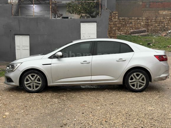 Sahibinden Renault Megane 1.3 TCe Joy 2019 Model 