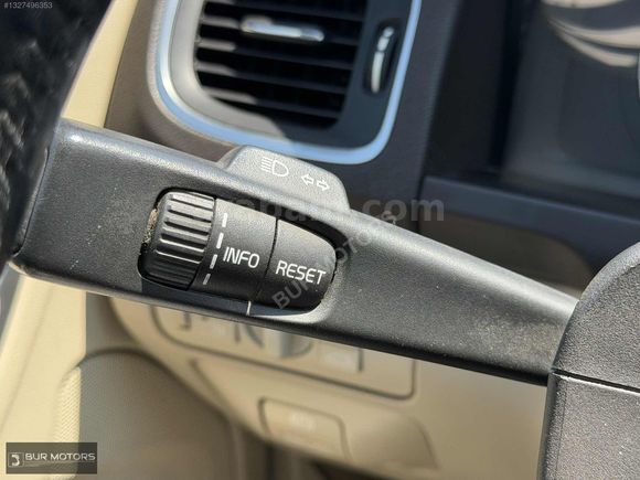KREDİ İMKANİ 2012 VOLVO S60 1.6 D D2 DRİVE PREMİUM