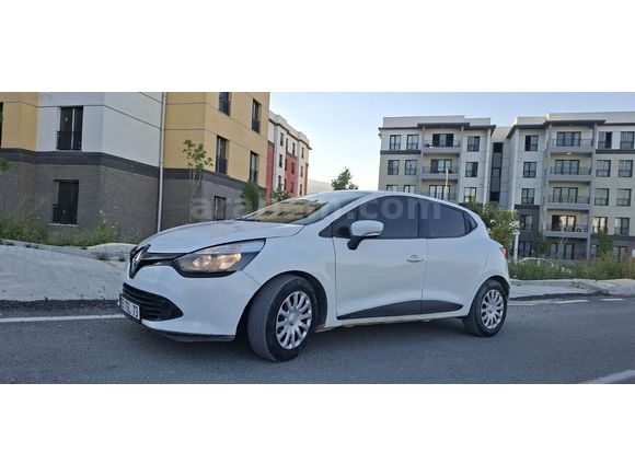 RENAULT CLİO 2014 EKSPERTİZLİ TEMİZ BAKIMLI TAKASLI
