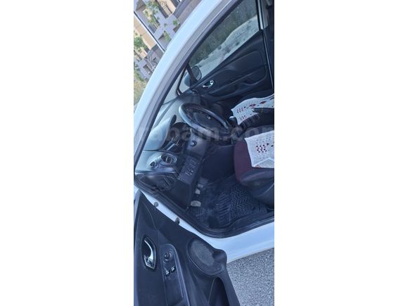 RENAULT CLİO 2014 EKSPERTİZLİ TEMİZ BAKIMLI TAKASLI