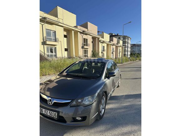 Sahibinden Honda Civic 1.6i VTEC Elegance 2011 Model 