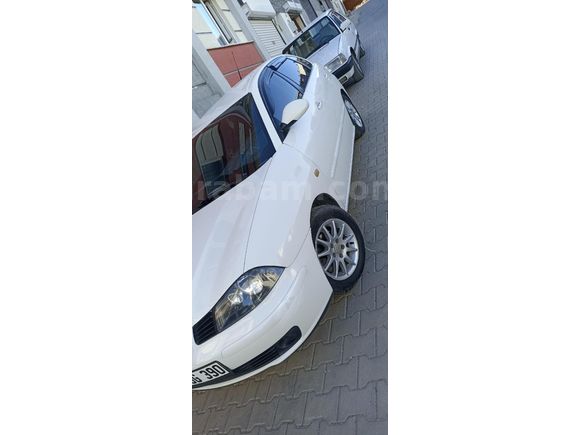 Sahibinden Seat Ibiza 1.4 Stella 2004 Model