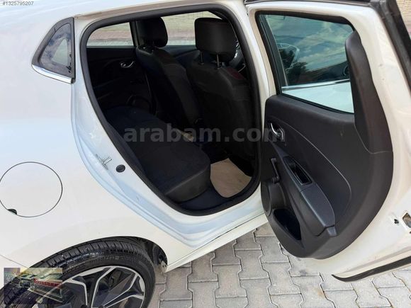 AKDEM OTO 2016 CLIO 4 1.5 DCİ JOY