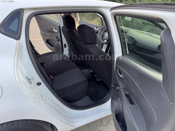 RENAULT CLİO 1.5 DCİ DEGİŞENSİZ DÜŞÜK KM TEMİZ ARAÇ