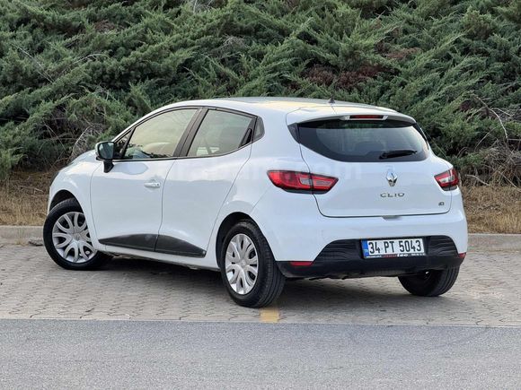 RENAULT CLİO 1.5 DCİ DEGİŞENSİZ DÜŞÜK KM TEMİZ ARAÇ