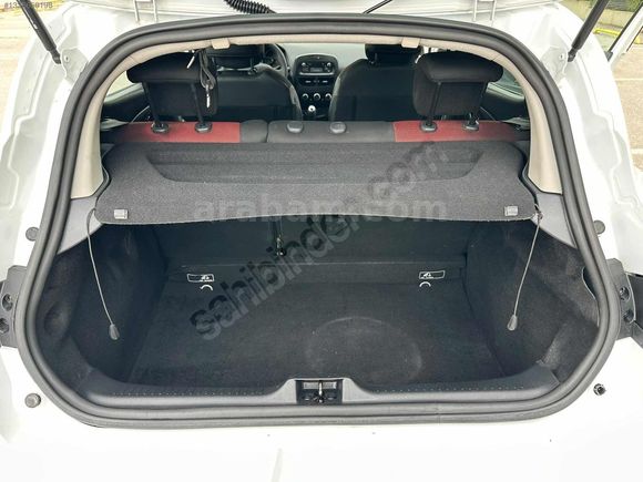 2015 MODEL 3,5 PARÇA BOYALI HATASIZ DEĞİŞENSİZ 175 BİN KM CLİO